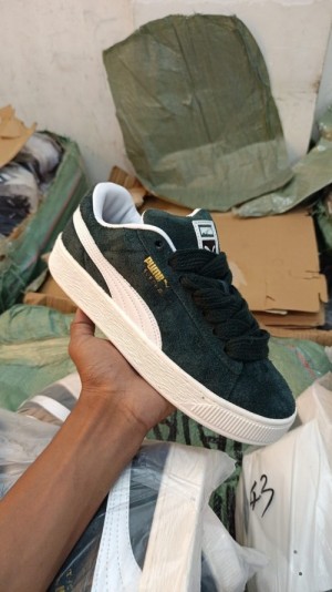 Pumaa Suede XL Hairy Green White 217 royal Pumaa Suede XL Hairy Green White 217 royal