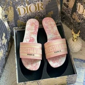 Christian_Dior_Pink_Tiger_Dway_Slide_With_OG_Box_&_Carry_Bag_(Pink_Tiger_747)