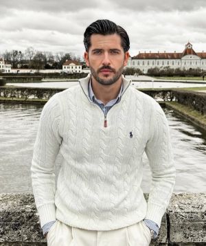 Ralph  Lauren White Knitted Premium Pull Over