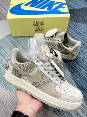 Nik Airforce 1 X Travis Scott Grey white