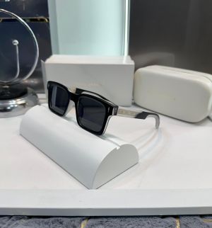 Marc Jacobs All Black Luxury Shades 2008