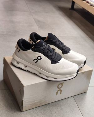 On Cloud Zone Ice Black Running Shoes