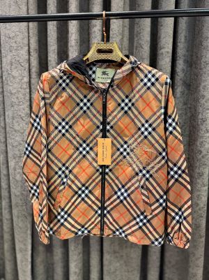 Explore our new season BUR BERRY . Jackets today.