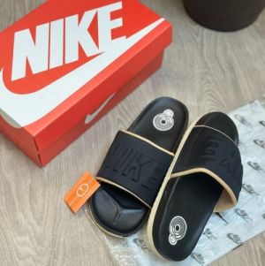 Nik e Offcourt Classic Black Beige Slides