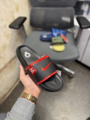 Nik e Off Court Ny Red Black Slides