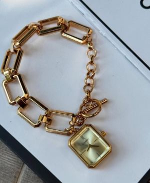 _Chanel_Gold-Square_5