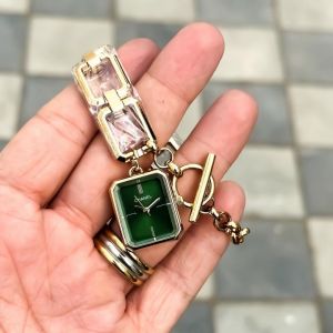 _Chanel_Gold-Green_Square-5