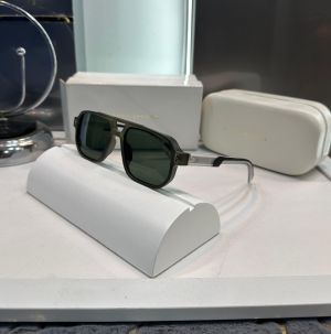 Marc Jacobs Green Luxury Shades 2011
