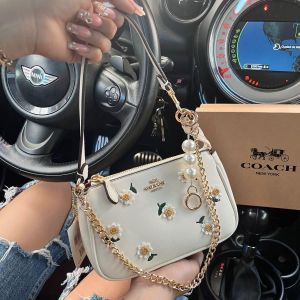 Coach_Nolita_19_daisy_With_Original_Packing