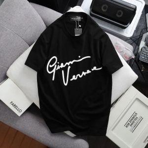 Versace Premium Quality Round Neck T-Shirt Store Article 