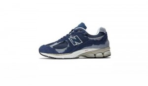 NB Balance 2002R Protection Pack Navy Grey