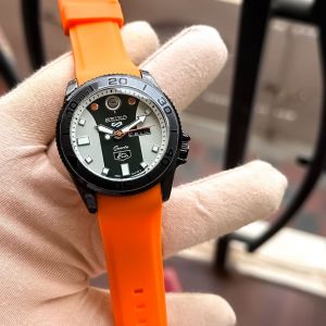 SEIKO_BLACK-WHITE