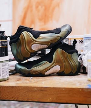 Nik e Air Flightposite Metallic Gold Basketball Sneakers