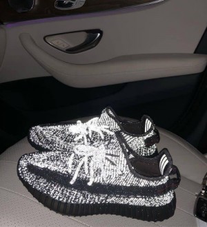 Adidass Yeezy 350 V2 Black Full Reflective