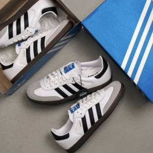 Adidass Samba White Black women s