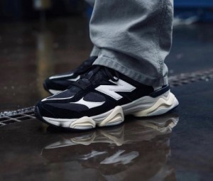 NEW BALANCE 9060 BLACK WHITE