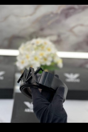 Arm Exc Belt Black With OG Brand Box Arm Exc Belt Black With OG Brand Box