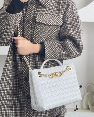 Bottega_Veneta_Andiamo_Small_Intrecciato-Leather_Bag_Off_White_159