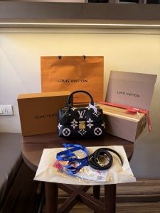 louis_vuitton_madline_bb_handbag_with_Dutyfree_packing_box_etc_(162)
