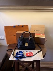 louis_vuitton_madline_bb_handbag_with_Dutyfree_packing_box_etc_(164)