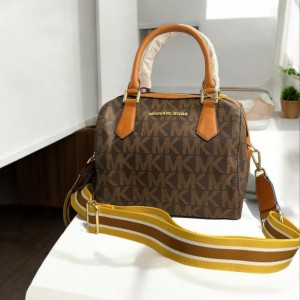 Michael_Kors_MK_Boston_Handbag_Sling_bag_2021