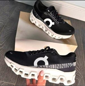  O_n cloud Monster 2 BLAcK FOREST Men Shoes