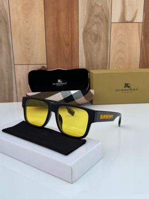 Burberry_wayfero_yellow