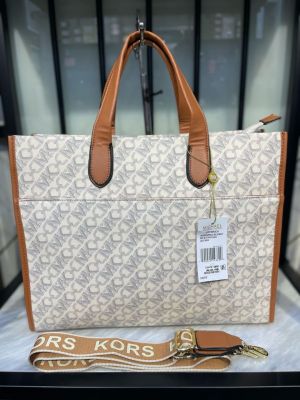 Michael_Kors_Gigi_Mk_Large_Empire_Signature_Logo_Tote_With_Dust_Bag_Beige_Brown_10087