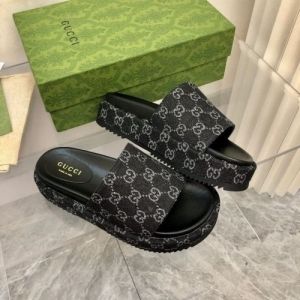 Gucci_GG_Marmont_Platform_Slide_Sandal_With_OG_Box_&_Carry_Bag_(Black-784)