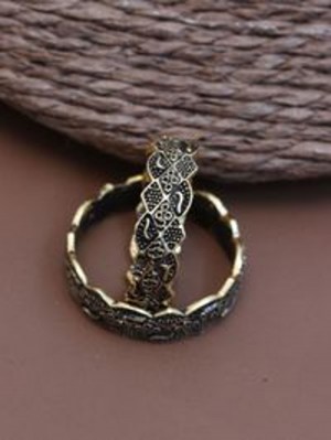 FINGER RINGS 