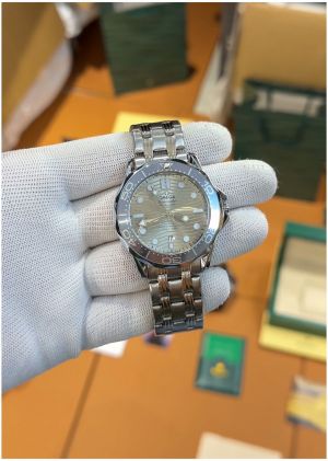Omeg_a Seamaster Diver 300m - J1374