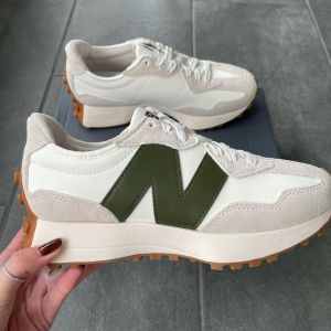 Ne_w Balance 327 OLIVE Men Shoes