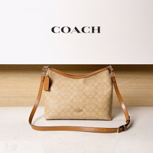 Coach_hobo_shoulder bag premium quality with original box 