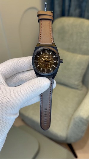 Fossi l Everett Automatic Leather Strap Exclusive Offer