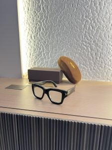 Tomford_4184_black
