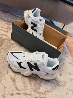 New Balance 9060 White Black 240