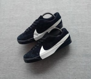 Nikee blazer city low black white 677