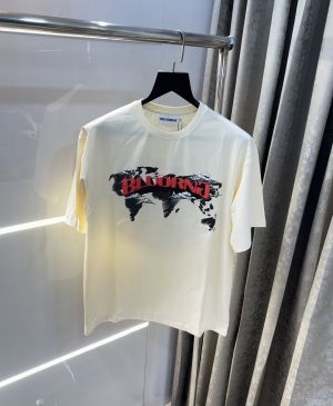 SALE BLUORNG World Map Print Round Neck T-shirt creme
