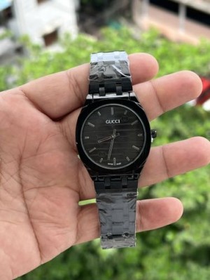 GUCC I SLIM WATCH