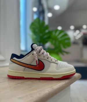 Nikke Dunk low Retro se retro Lettering