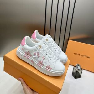 WMNS Lv X Tm Time Out White Sneakers