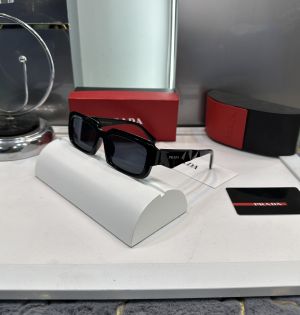 Prad a Milano All Black Luxury Shade 012