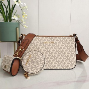 Michael_Kors_Jet_Set_Travel_Crossbody_Bag_With_Box_DustBag_SlingBelt_Coinpouch_Earpod_Card_5154