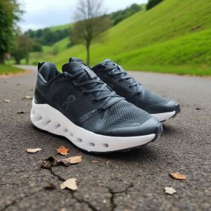 O_n Cloudleap Black White Men Shoes