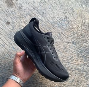 Asic s Gel Kayano 31 Black Running Shoes