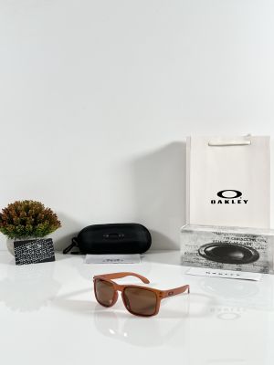 Oakley_9102_Brown