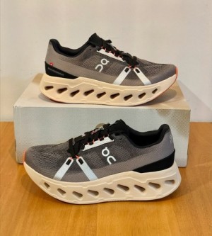 On Cloud Eclipse Fade Sand 474 fam