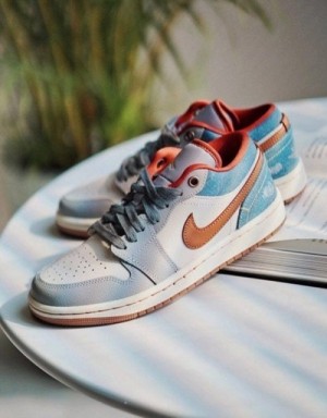 Nikee Air Jordan Retro 1 Low Repaired Denim st