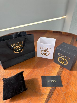 GUCC I KIT WITH CARRY BAG