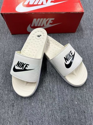 Nik_e Premium Quality Slide S14